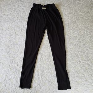 PrettyLittleThing Black Split Hem Ruched Bum Ribbed High Rise Leggings